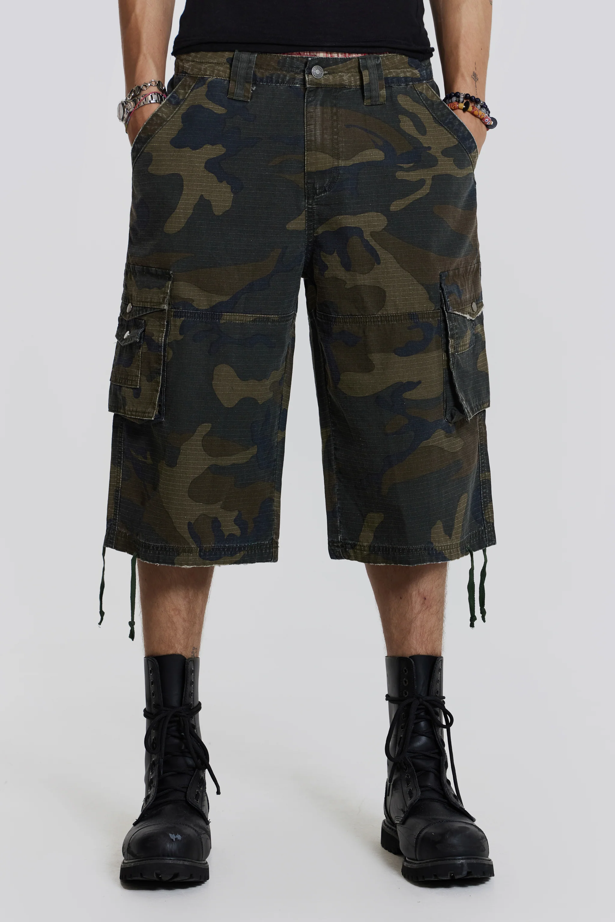 Guerilla Camo Baggy Shorts - Image 12