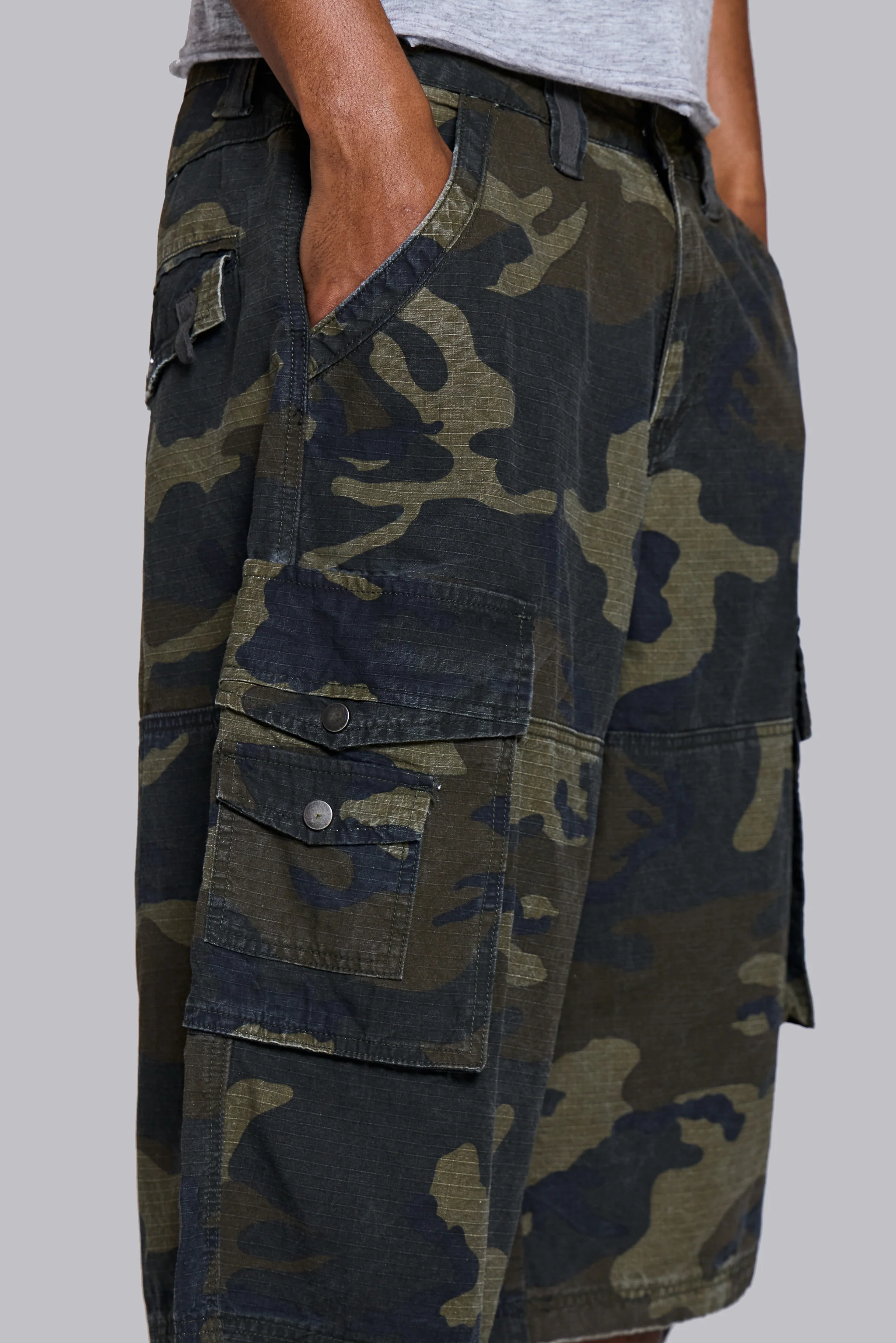 Guerilla Camo Baggy Shorts - Image 6