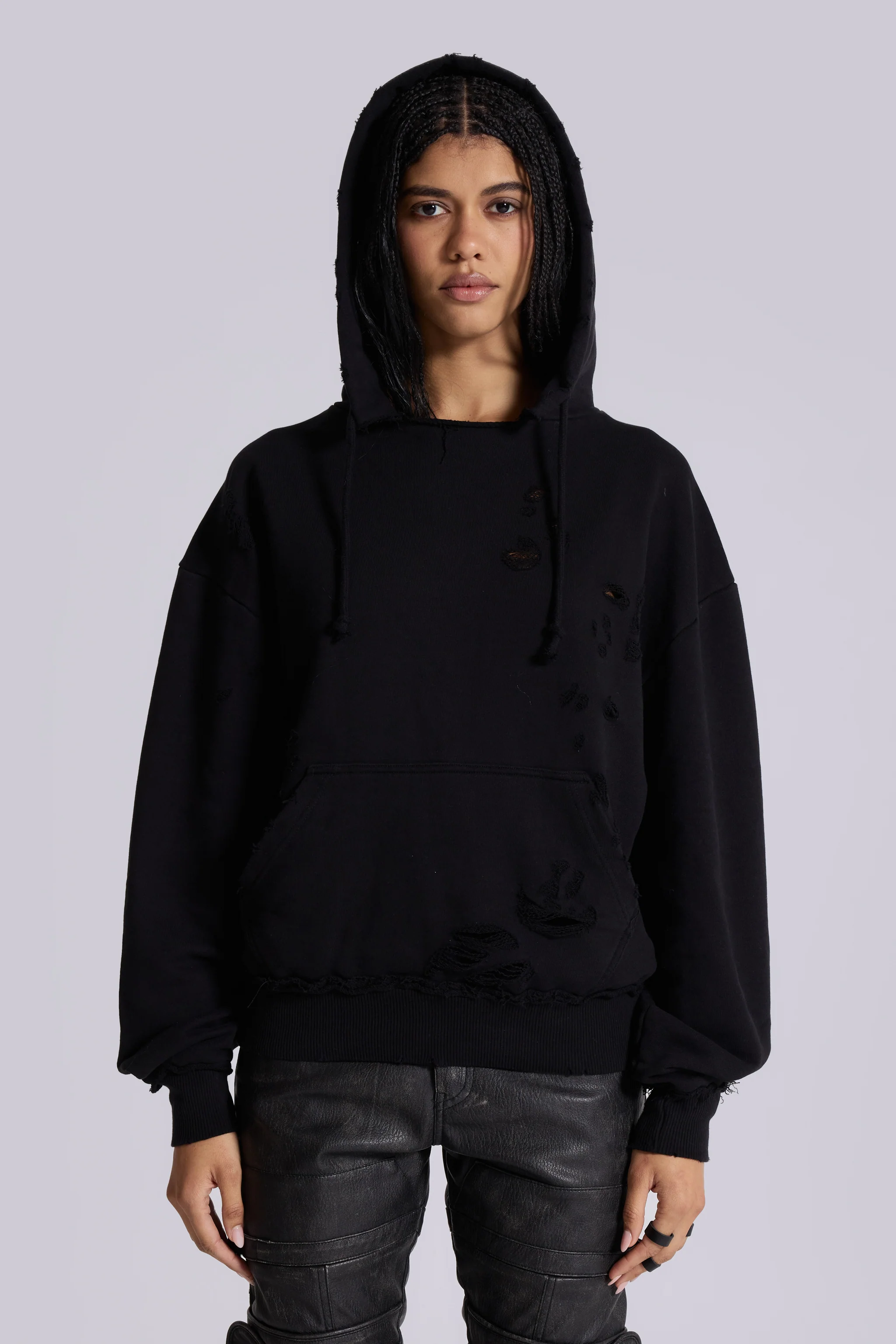Pullover Bitten Hoodie in Black - Image 4